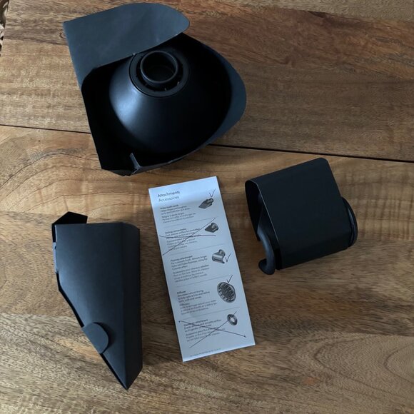 Dyson Supersonic Diffuser & wide-tooth comb & Flyaway Accessory - NOT DRYER - Picture 2 of 4